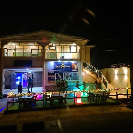 Kings Empire Hotel Freetown Buitenkant foto